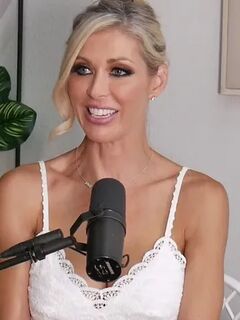 Holly Hotwife