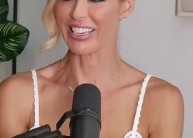 Holly Hotwife