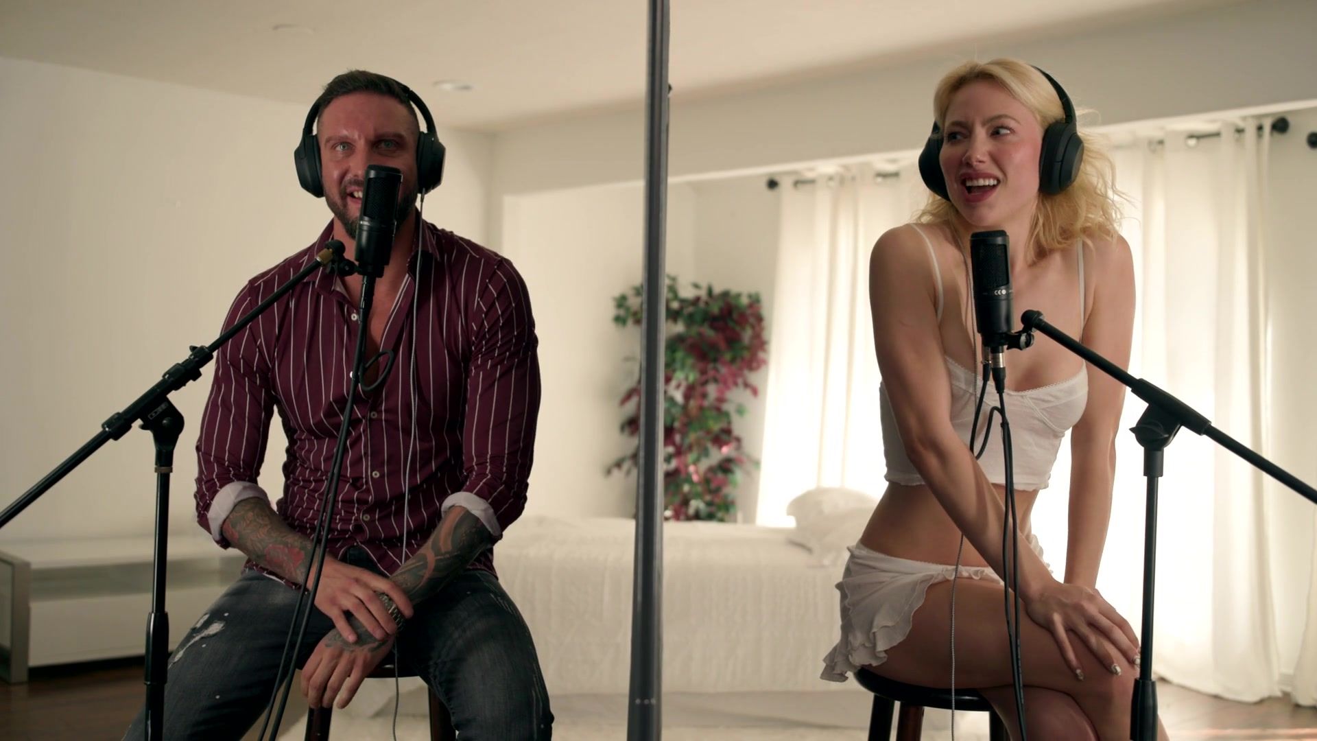 Ivy Wolfe - Bellesa Blind Date - Episode 54 (2024)