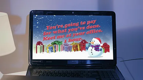 Riley Reid Warms Up Keiran Lee on a Cold December Night