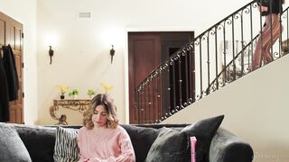 Bed And Breakups Jane Wilde, Chanel Camryn - Girlsway