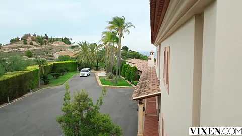 Vixen Natural Beauty Rides His Big Cock Ruby Reign & Alberto Blanco