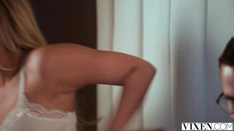 Vixen Dream Girlfriend Blake Loves To Please Her Man Blake Blossom & Dan Damage