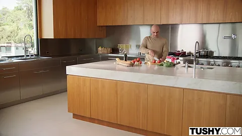 Graycee Baybee Gapes Like A Pro In First Tushy Performance Graycee Baybee & Christian Clay - Girlsway