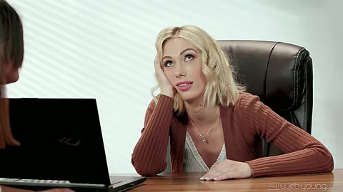 Web Young Sexy Brainstorming Apryl Rein, Sky Pierce - Girlsway