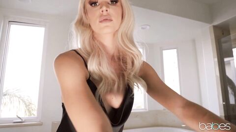 Emma Hix's tight ass gets destroyed in steamy escort film