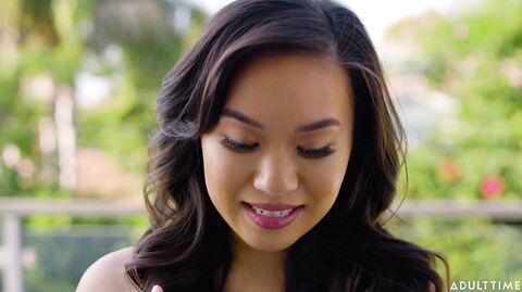 Up Close With Kimmy Kimm