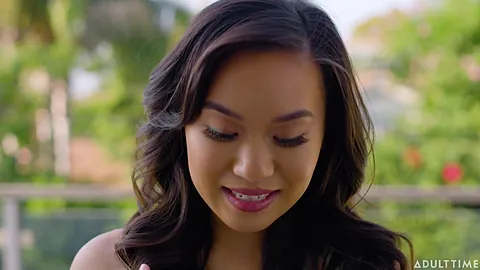 Up Close With Kimmy Kimm