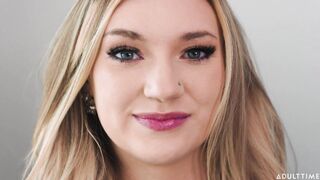 Up Close With Daisy Lavoy