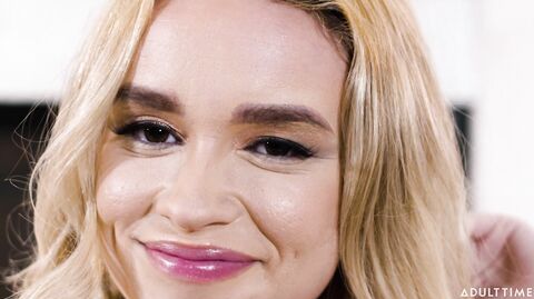 Up Close With Khloe Kingsley