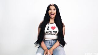 Up Close How Women Orgasm - Holly Day