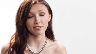 Up Close How Women Orgasm - Maya Woulfe