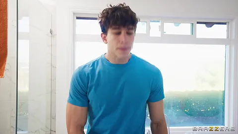 Everyone Loves Destiny Nicole Kitt , Destiny Mira, Parker Ambrose