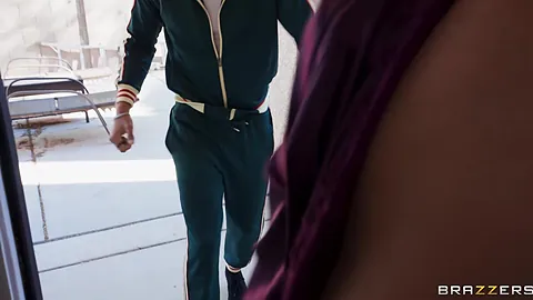 Body Sliding The Curvy Cheater Lila Lovely, Alex Jones