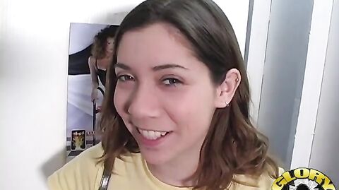 Watch this amateur slut get a messy facial at the glory hole while playing with her face hole