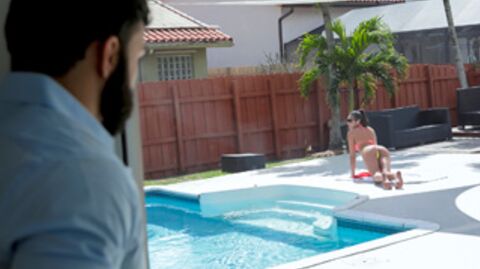 Vienna Black and her extra wet pussy get pounded hard in the pool