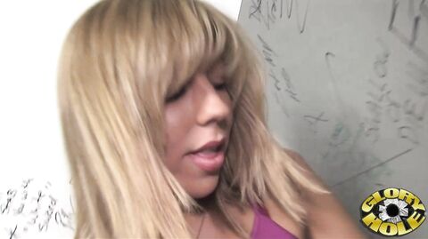 Chastity Lynn gets anonymous sex and a cumshot in her mouth in POV video