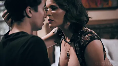 Treating Her Right Krissy Lynn Ricky Spanish