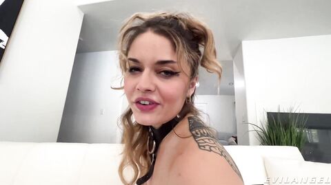 Vanessa Vega, Mick Blue - Vanessa Vega Anal POV + Pussy Creampie