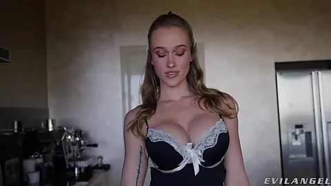 Elic Chase, Scarlet Chase - Good Housekeeping