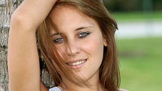 Sierra Snow gets a rough deep-throat pounding & a cumshot on her face