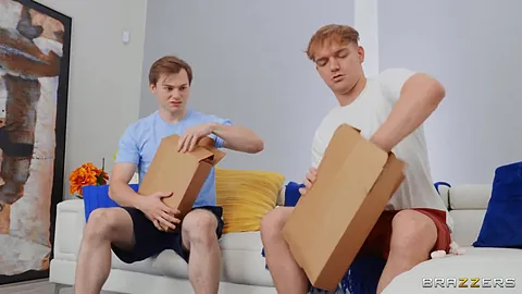 BrazzersExxtra - Savannah Bond Pumped For VR