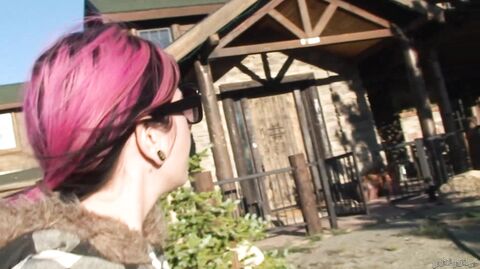 Location Hunting Joanna Angel