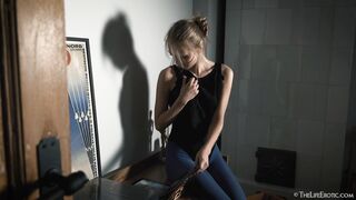 Wet Evening Exercise – Luise’s Solo Nude Workout (TheLifeErotic)