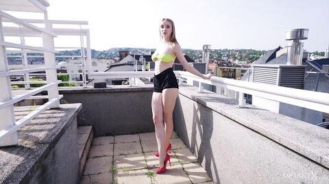 On The Top – Polly Yangs Erotic Seduction in Motion | MetArtX