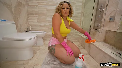 My Dirty Maid: Raven Thick Bottomless Cleaning & Facial Cumshot