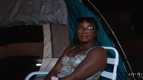 Mofos Violet Voss, James Angel Pitching a Tent for Violet