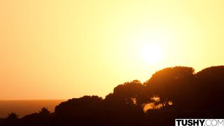 Jadi Lica  Anal - Hungry Athlete Takes The Gold In Gaping