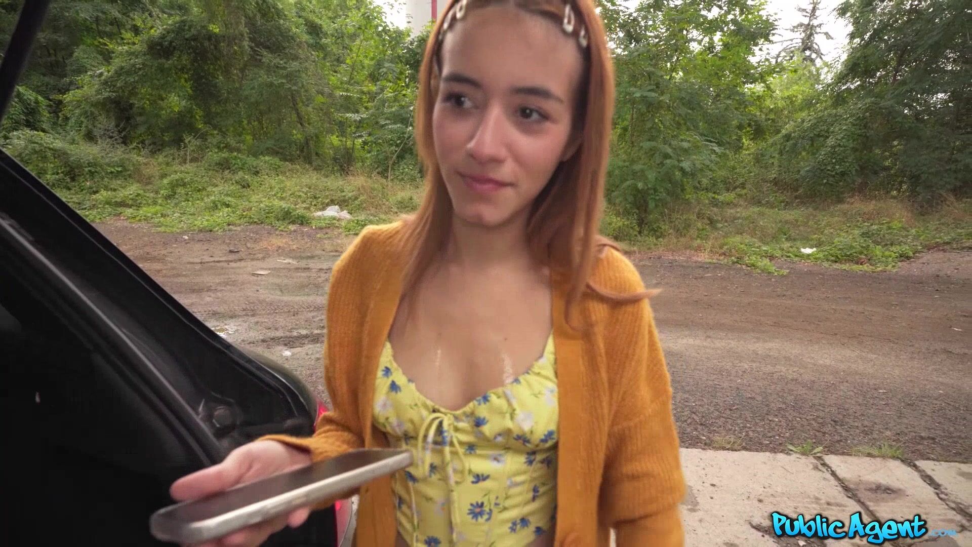 Little Chloe Martin Gun Your Pussy Will Stretch 