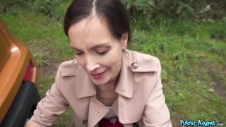 Shy Waitress Needs More Than Tips - Mia Moone, Martin Gun - Fakehub