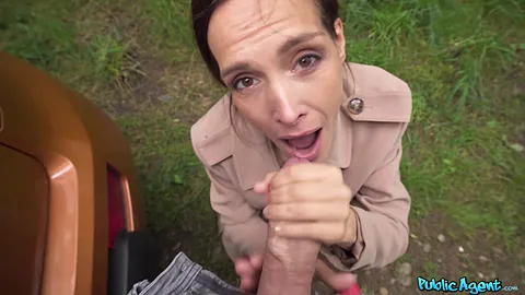 Shy Waitress Needs More Than Tips - Mia Moone, Martin Gun - Fakehub