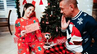 Unwrap Me Stepdaddy - Peter Fitzwell, Theodora Day (2025-12-26)