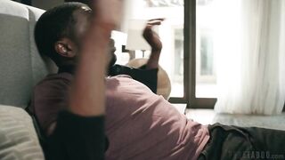 Stepdaughter's Helping Hand - Isiah Maxwell, Ameena Green (2026-01-06)