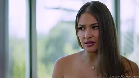 Gizelle Blanco - Creeping Around