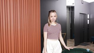 Russian babe Eva Sinn - Crop Siren