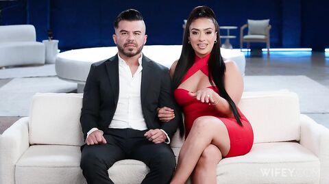 Sandra And Ivan: Wife Treats Her Man To A Front-Row Show